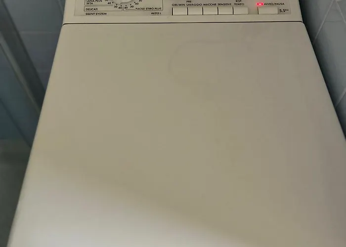 アパート The Attic *